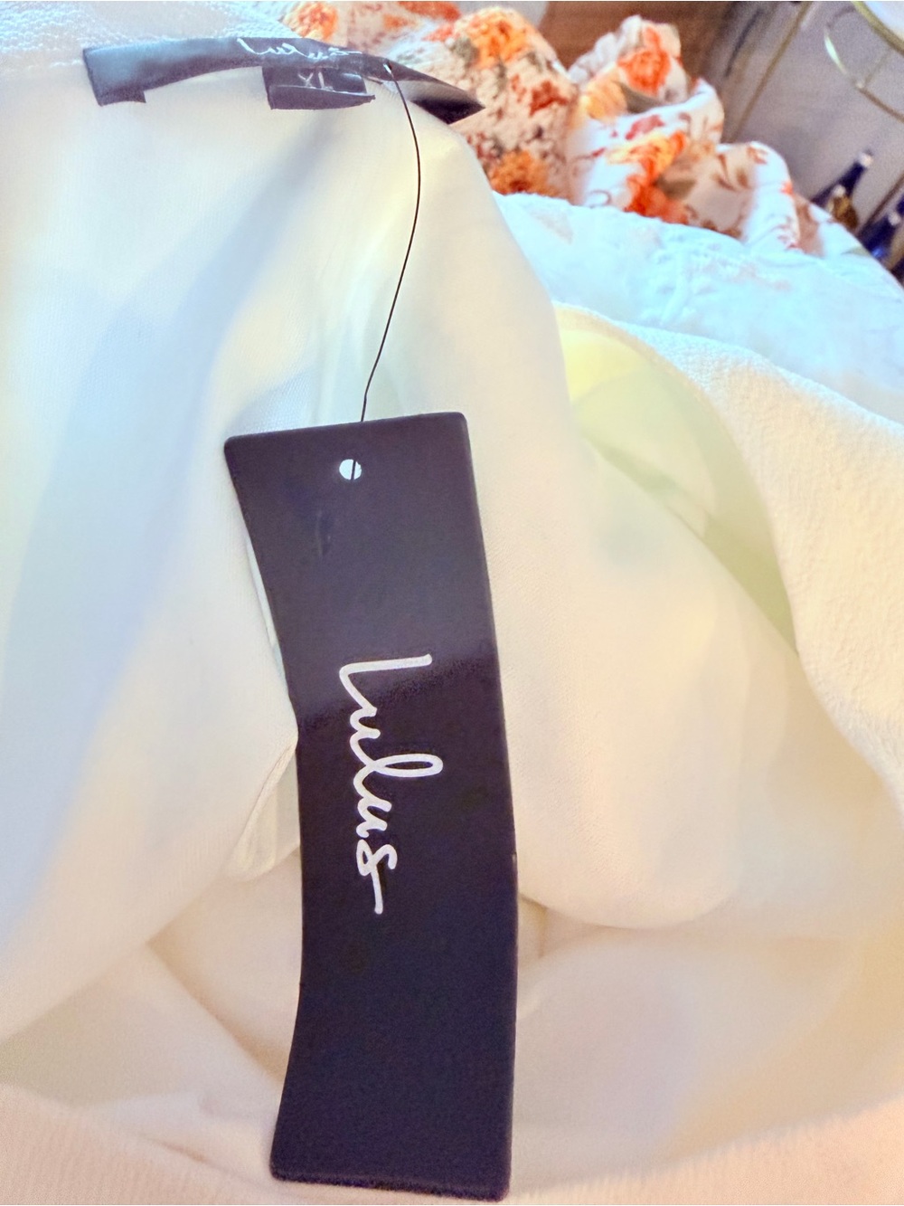Lulus White Top with Sheer Embroidered Sleeves NWT - Picture 12 of 12